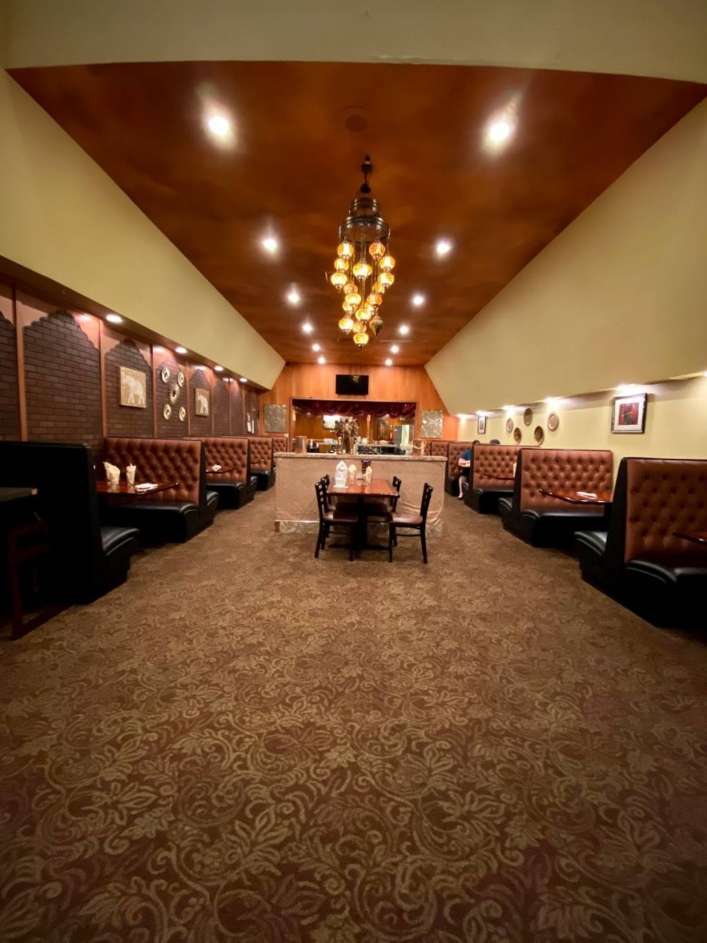 India Palace | restaurant | 377 Court St NE #3526, Salem, OR 97301, USA | 5033714808 OR +1 503-371-4808