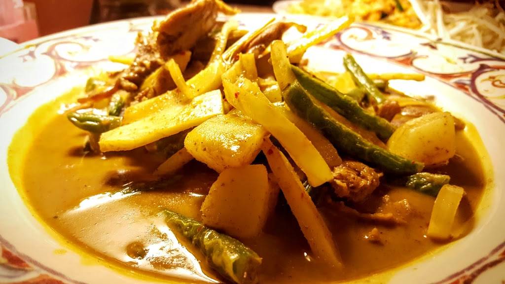 Thai Gourmet | restaurant | 6901 Rockside Rd # 3, Cleveland, OH 44131, USA | 2169862828 OR +1 216-986-2828