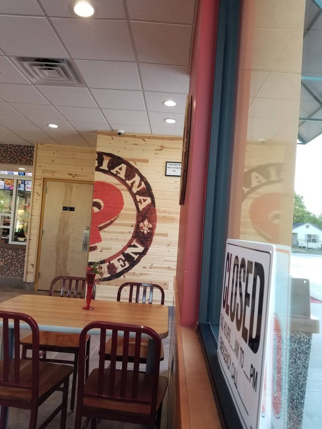 Popeyes Louisiana Kitchen | restaurant | 2420 Scott St, Houston, TX 77004, USA | 7136550660 OR +1 713-655-0660