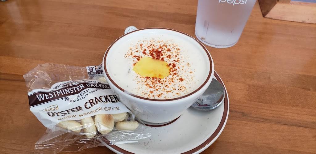 Lobster Boat Restaurant | restaurant | 273 Derry Rd, Litchfield, NH 03052, USA | 6038824988 OR +1 603-882-4988