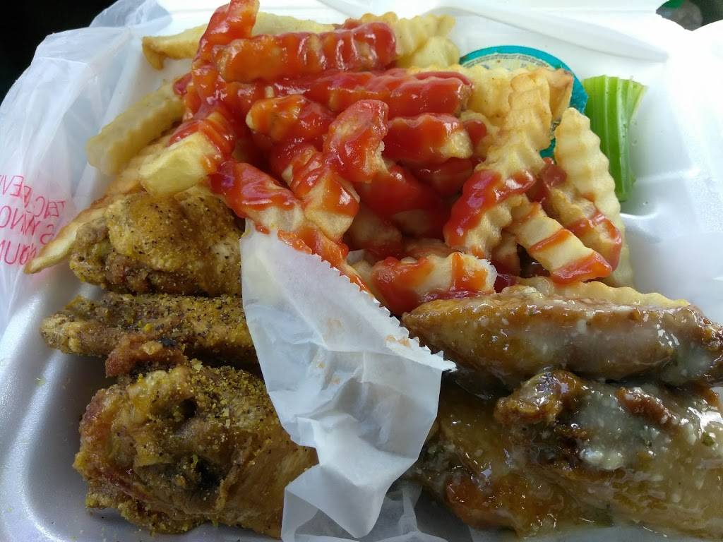 A & D Buffalo | restaurant | 7749 Normandy Blvd, Jacksonville, FL 32221, USA | 9047866513 OR +1 904-786-6513