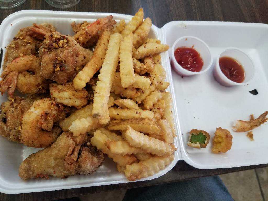 J&J Wings & Seafood | restaurant | 2246 MacArthur Dr, Pinehurst, TX 77630, USA | 4098869020 OR +1 409-886-9020