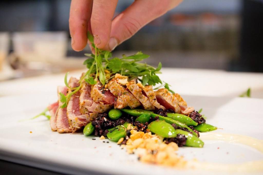 Masters Kitchen and Cocktail | restaurant | 208 S Coast Hwy, Oceanside, CA 92054, USA | 7602316278 OR +1 760-231-6278