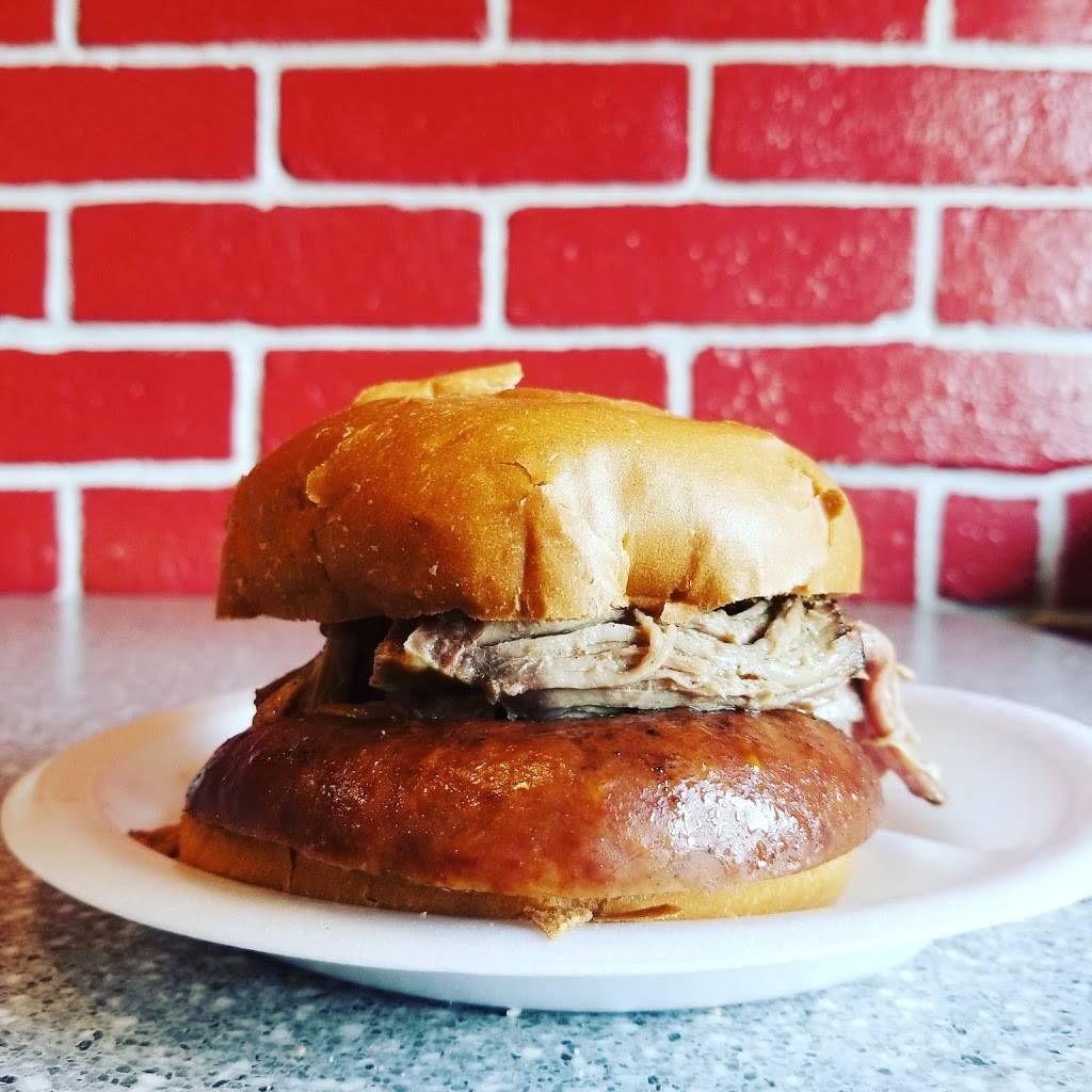 Woodies BBQ | restaurant | 950 Calimesa Blvd, Calimesa, CA 92320, USA | 9095709222 OR +1 909-570-9222