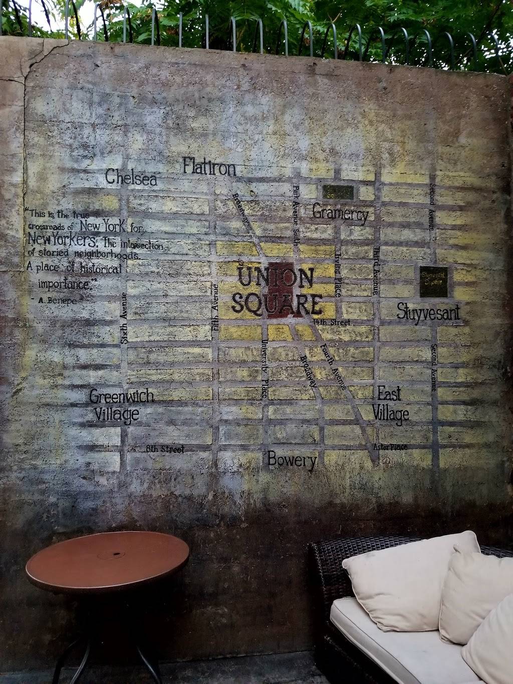 Union Tavern | restaurant | 51 Market St, Poughkeepsie, NY 12601, USA | 8452325675 OR +1 845-232-5675