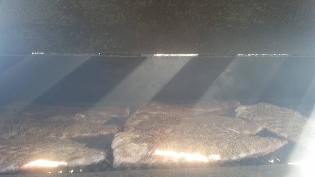 Dixons Rolling bbq | restaurant | Lakeland, FL 33812, USA | 8634093517 OR +1 863-409-3517