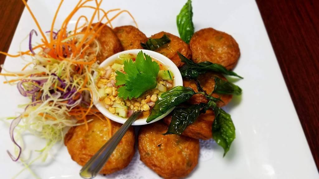 Sri Thai Cuisine | restaurant | 8115 NE Vancouver Mall Dr #60, Vancouver, WA 98662, USA | 3609846643 OR +1 360-984-6643