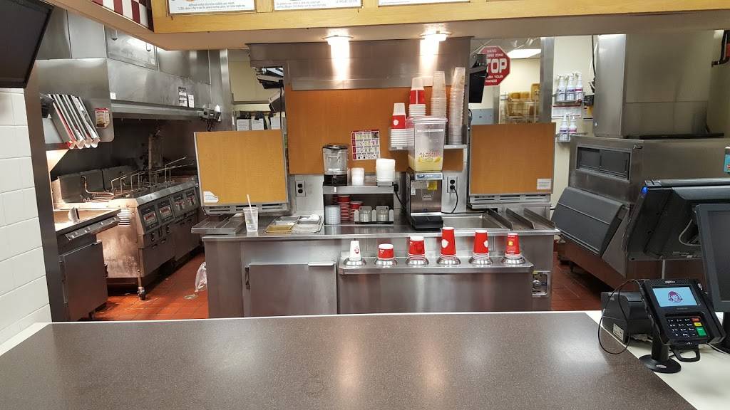 Wendys | restaurant | 963 Golden Mile Rd, Towanda, PA 18848, USA | 5702656329 OR +1 570-265-6329