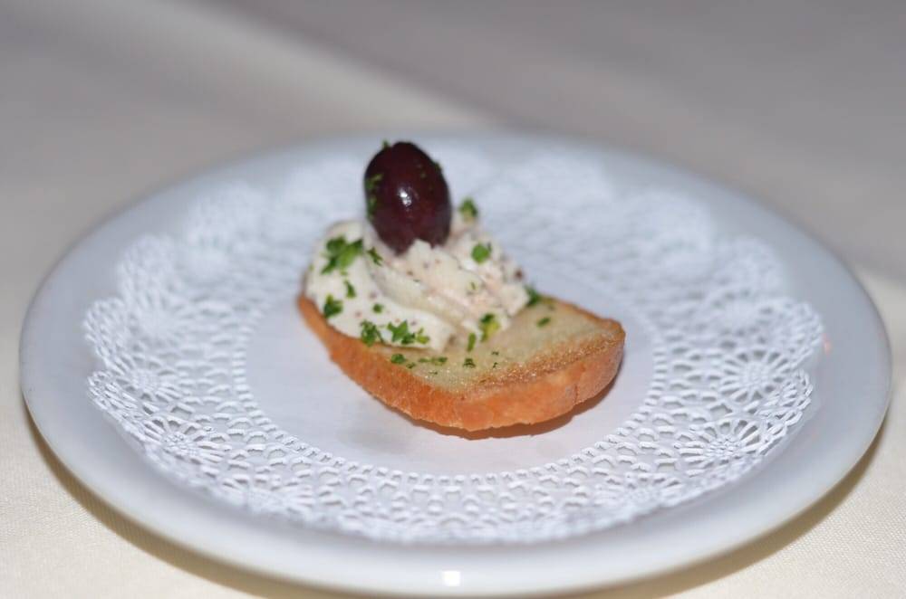 Basilic | restaurant | 217 Marine Ave, Newport Beach, CA 92662, USA | 9496730570 OR +1 949-673-0570