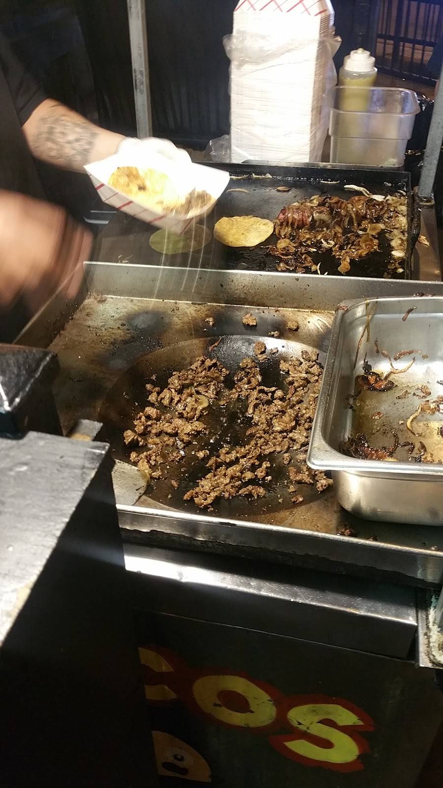 Flash Taco | restaurant | 1570 N Damen Ave, Chicago, IL 60622, USA | 7737721997 OR +1 773-772-1997