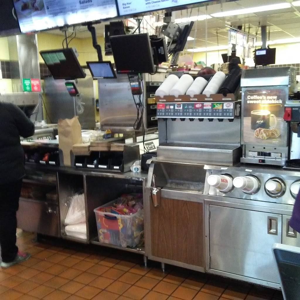 McDonalds | cafe | 1401 22nd St, Chesapeake, VA 23324, USA | 7575433086 OR +1 757-543-3086