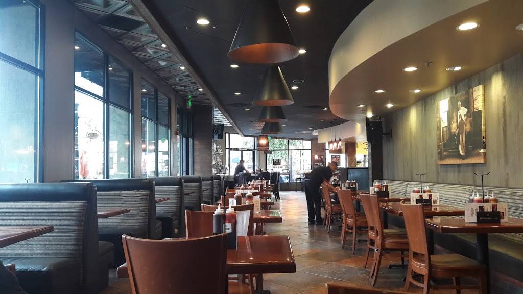 Buckhorn Grill (Midtown) | restaurant | 1801 L St, Sacramento, CA 95811, USA | 9164463757 OR +1 916-446-3757