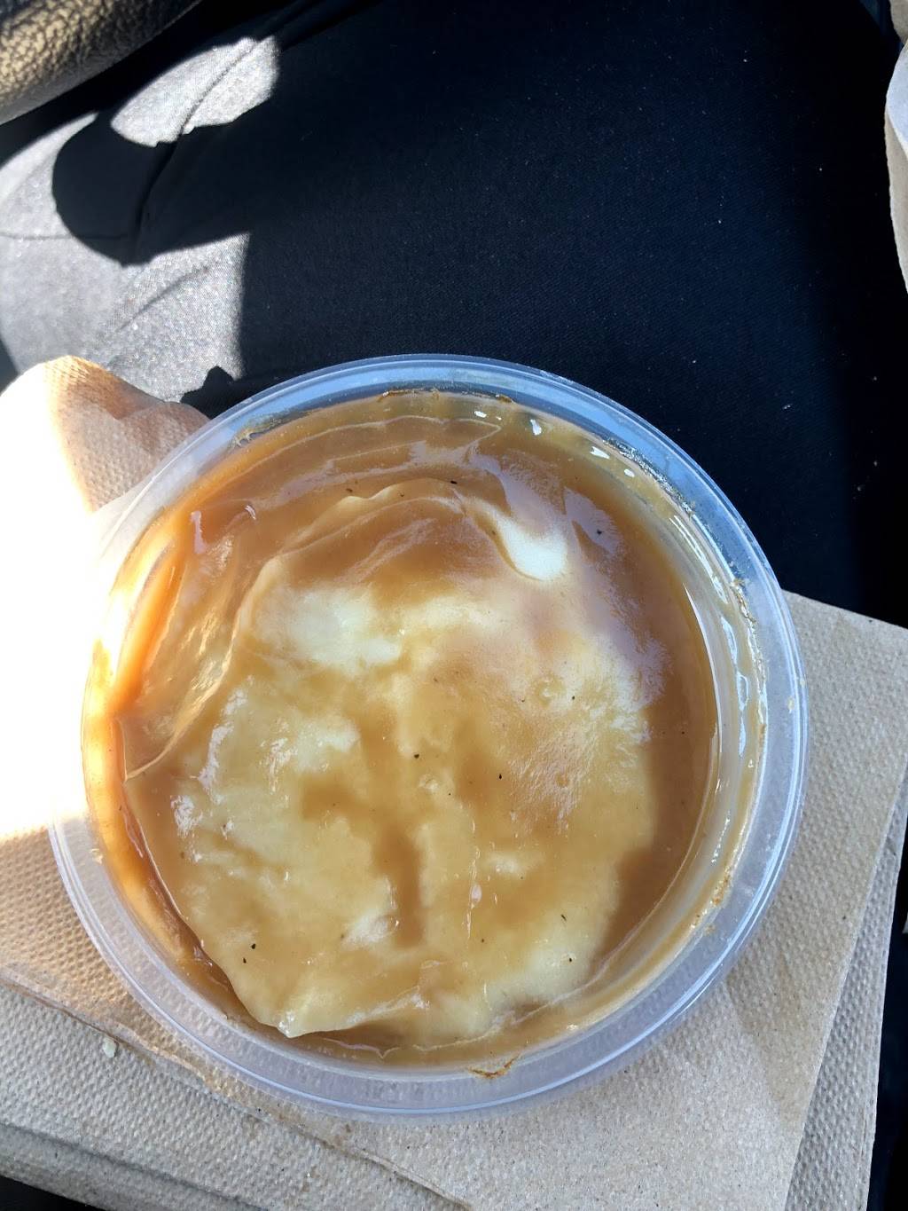 KFC | restaurant | 31077 Mission Blvd, Hayward, CA 94544, USA | 5104891166 OR +1 510-489-1166