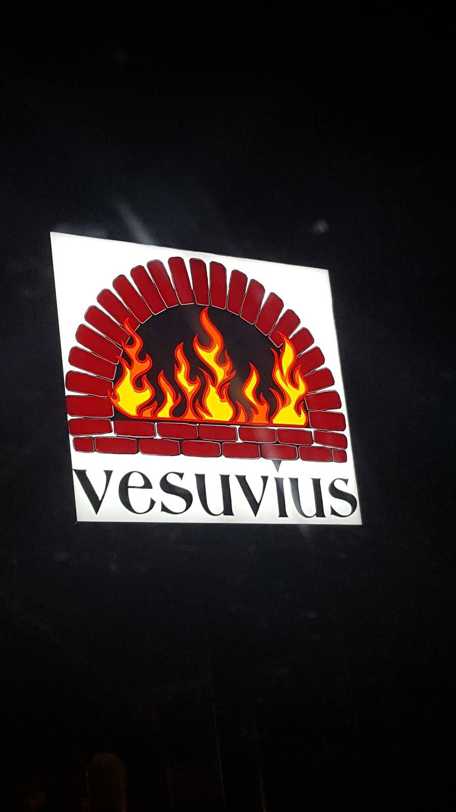 Vesuvius Salem | restaurant | 2 Paradise Rd, Salem, MA 01970, USA | 9785948886 OR +1 978-594-8886