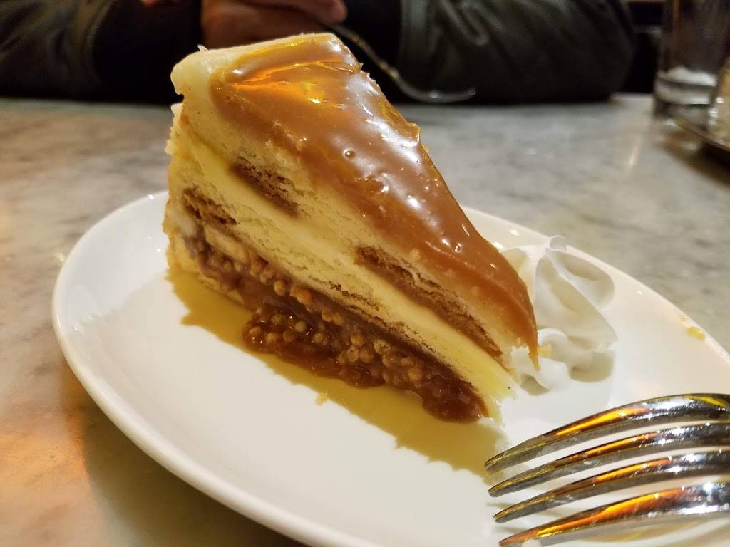 The Dead Fish | restaurant | 20050 San Pablo Ave, Crockett, CA 94525, USA | 5107873323 OR +1 510-787-3323