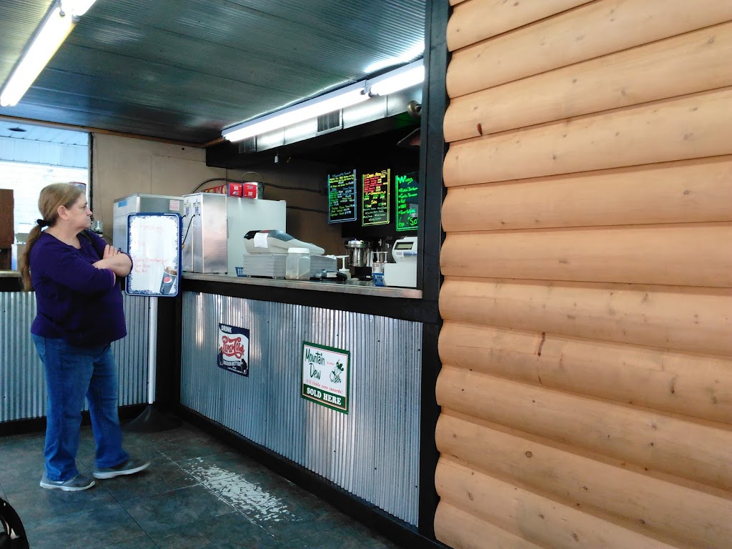 Man Dairy Bar | restaurant | 100 Ellis Ave, Man, WV 25635, USA | 3045839290 OR +1 304-583-9290