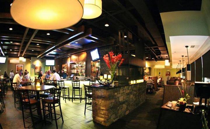 Tavern in the Village | restaurant | 3901 Prairie Ln, Prairie Village, KS 66208, USA | 9135292229 OR +1 913-529-2229