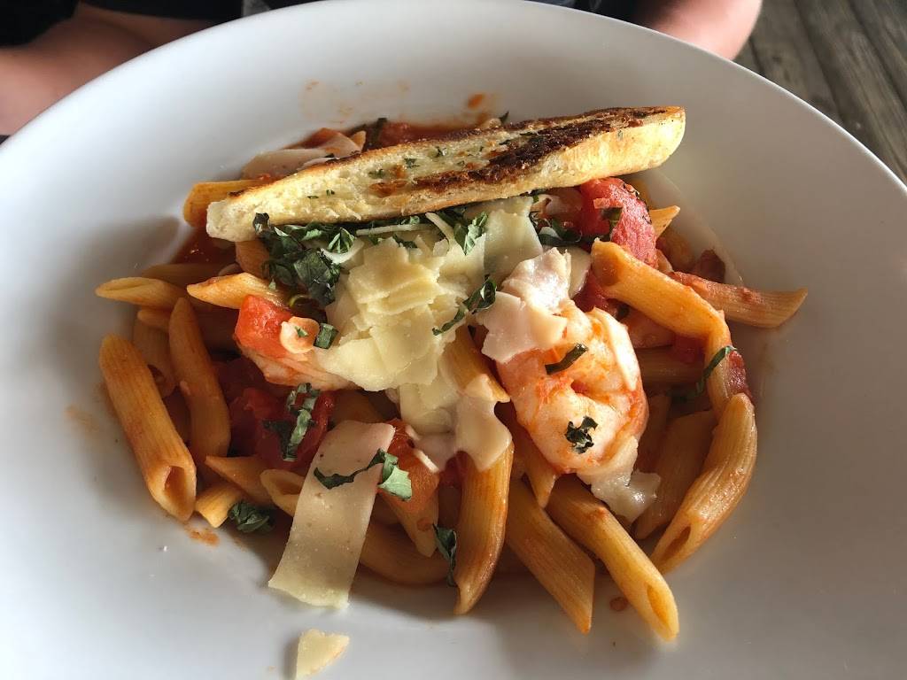 Flippers | restaurant | 8767 Estero Blvd, Fort Myers Beach, FL 33931, USA | 2397651025 OR +1 239-765-1025