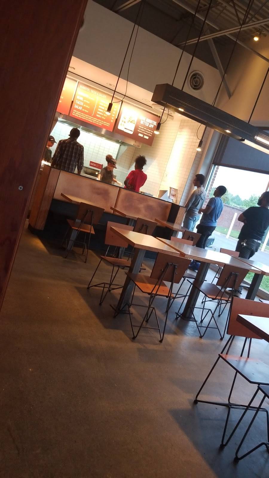 Chipotle Mexican Grill | restaurant | 9141 Alaking Ct Ste 111, Capitol Heights, MD 20743, USA | 2407656553 OR +1 240-765-6553