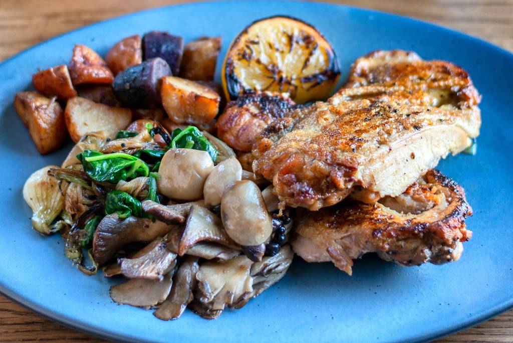 The 1844 Table & Mash | restaurant | 5708 8th Ave, Kenosha, WI 53140, USA | 2627648940 OR +1 262-764-8940