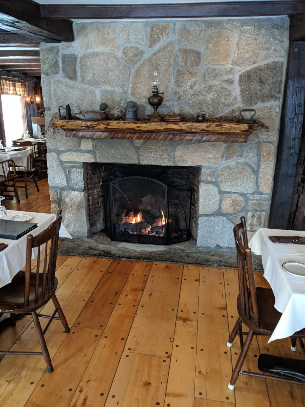 The Coach Stop | restaurant | 6 Hartland Blvd, East Hartland, CT 06027, USA | 8604133545 OR +1 860-413-3545