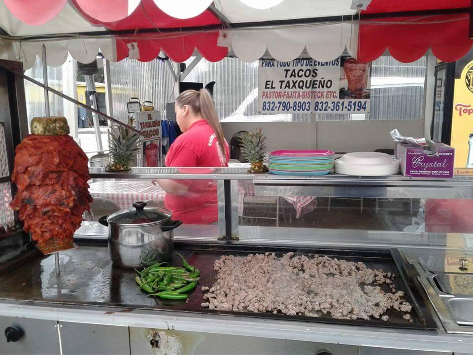 Tacos El Taxqueño | restaurant | 10325 Airline Dr, Houston, TX 77037, USA | 8327560861 OR +1 832-756-0861