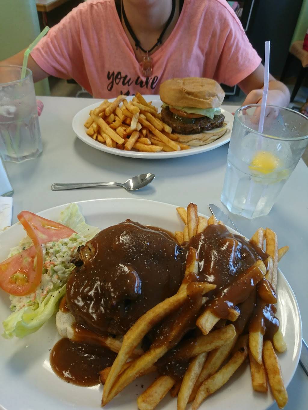 Kaileys Kafe | restaurant | 8 Loyalist Dr unit 6, Brighton, ON K0K 1H0, Canada | 6134759777 OR +1 613-475-9777