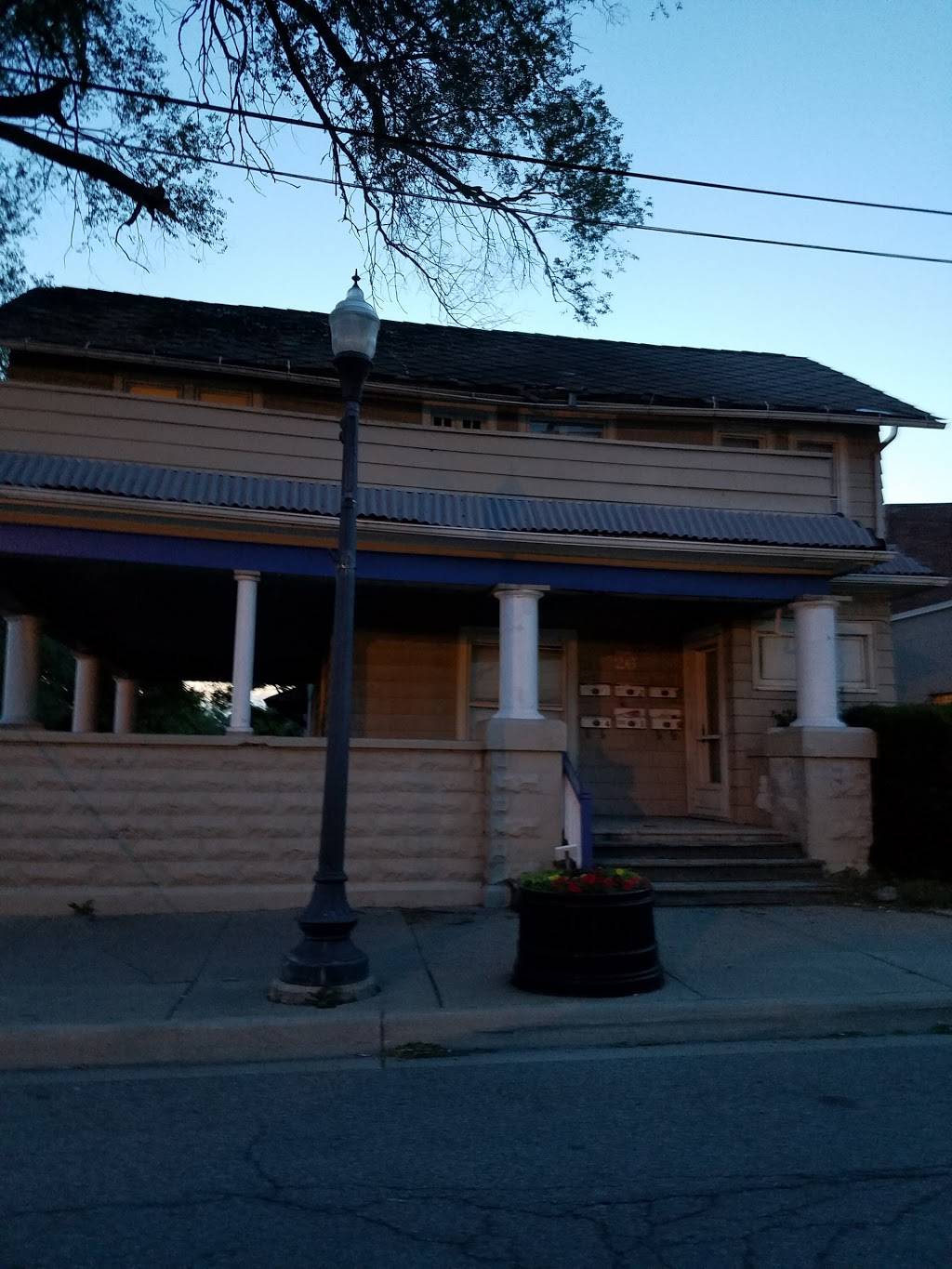 Fenders Bar & Grill | restaurant | 20 Wabash St, Milan, MI 48160, USA | 7344393474 OR +1 734-439-3474