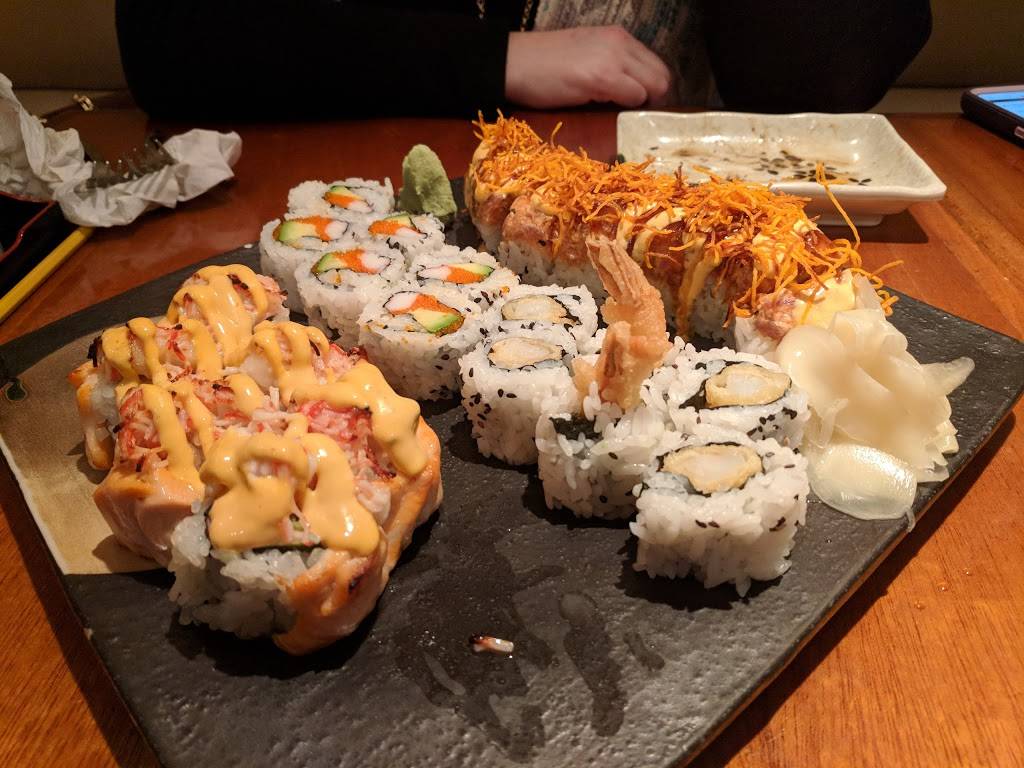 Akira Sushi Bistro | restaurant | 20035 Ashbrook Commons Plaza #176, Ashburn, VA 20147, USA | 7037236799 OR +1 703-723-6799