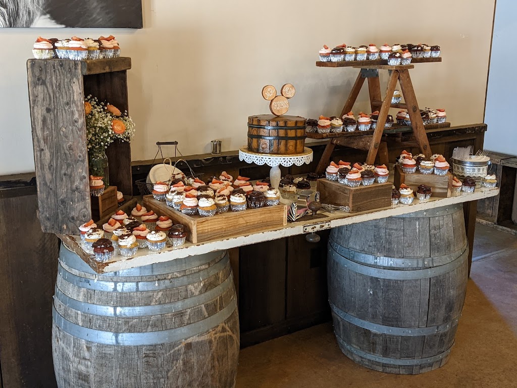 Heavenly Bakery | bakery | 601 San Benito St, Hollister, CA 95023, USA | 8316300300 OR +1 831-630-0300