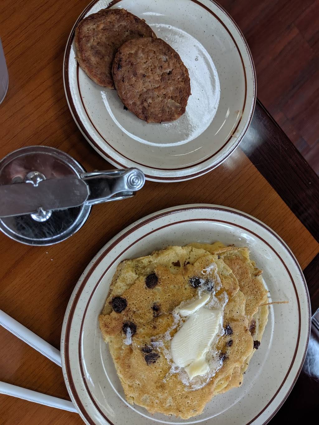 Kiro Family Restaurant | restaurant | 5089 Country Club Rd, Winston-Salem, NC 27104, USA | 3369551786 OR +1 336-955-1786