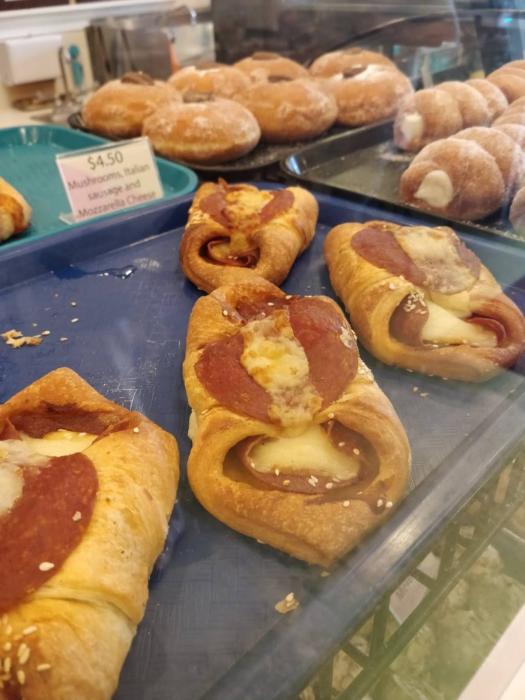 Sweet Sicily | restaurant | 1280 1st St Suite 200, Gilroy, CA 95020, USA | 4087672882 OR +1 408-767-2882