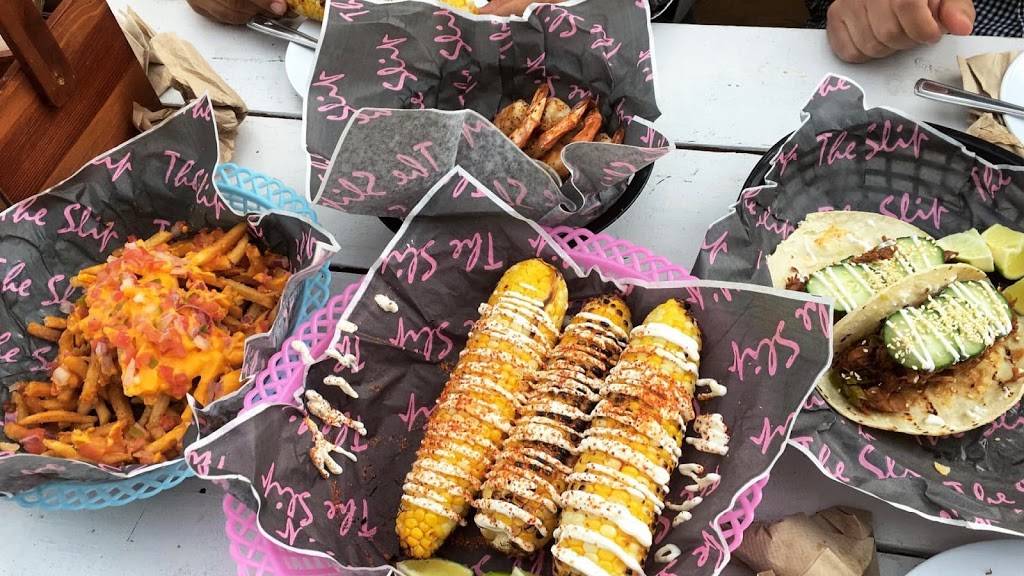 The Slip | restaurant | 235 Queens Quay W, Toronto, ON M5J 2G6, Canada | 8447269227 OR +1 844-726-9227