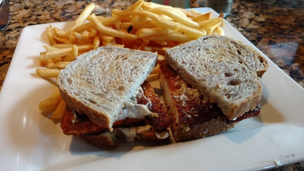 Fins Market & Grill | restaurant | 8680 Sierra College Blvd #195, Roseville, CA 95661, USA | 9167835200 OR +1 916-783-5200