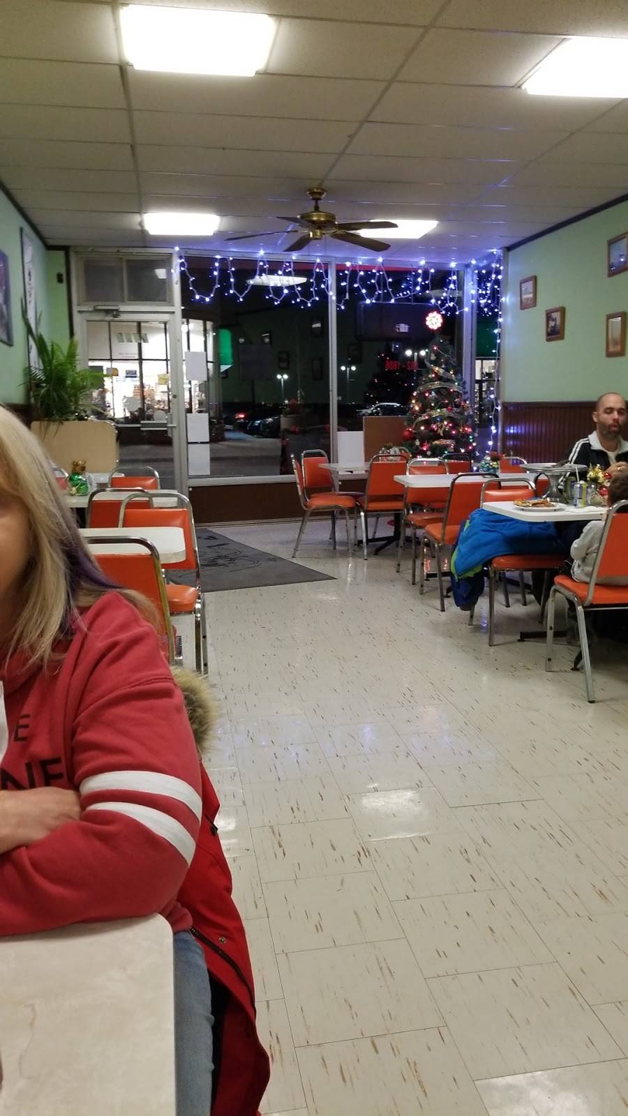 Petrolia Pizza & Sub | restaurant | 4170 Petrolia Line, Petrolia, ON N0N 1R0, Canada | 5198821886 OR +1 519-882-1886