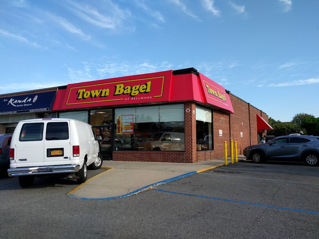 Town Bagel | bakery | 2729 Merrick Rd, Bellmore, NY 11710, USA | 5167858986 OR +1 516-785-8986