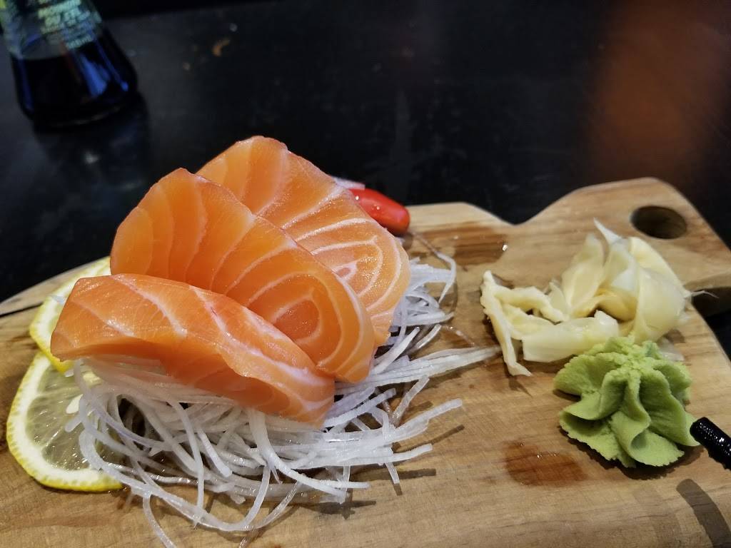 Kibo Sushi | restaurant | 701 St Clair Ave W, Toronto, ON M6C 1B2, Canada | 4166518302 OR +1 416-651-8302