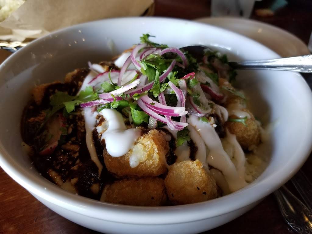 Amor Y Tacos | restaurant | 13333 South St, Cerritos, CA 90703, USA | 5628602667 OR +1 562-860-2667