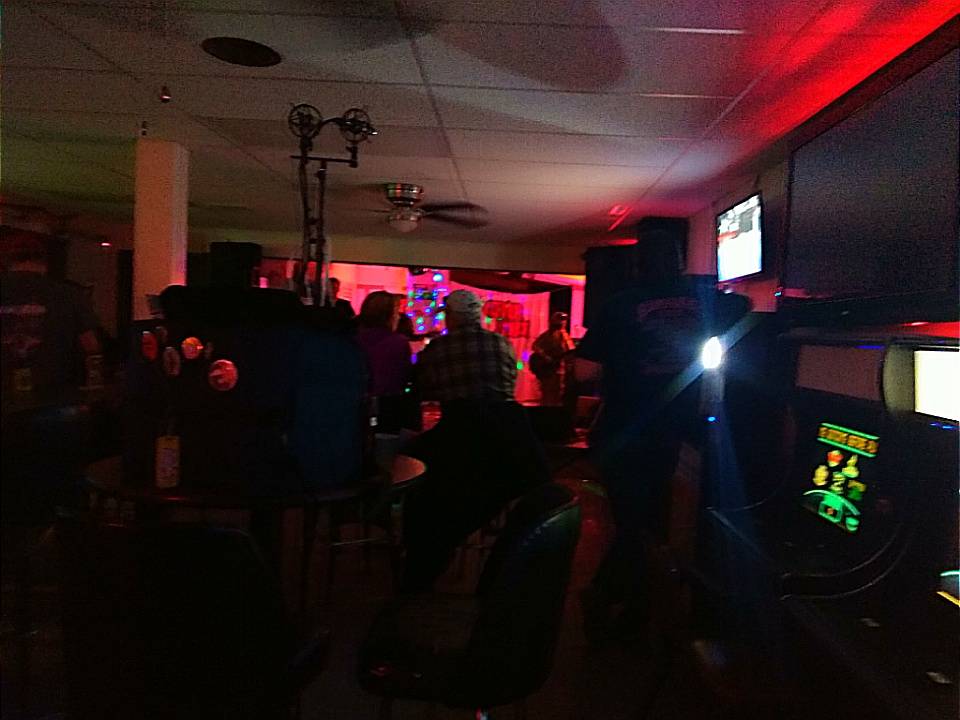 Louies Corner House | restaurant | 11174 Hebron Rd, Buckeye Lake, OH 43008, USA | 7409284887 OR +1 740-928-4887