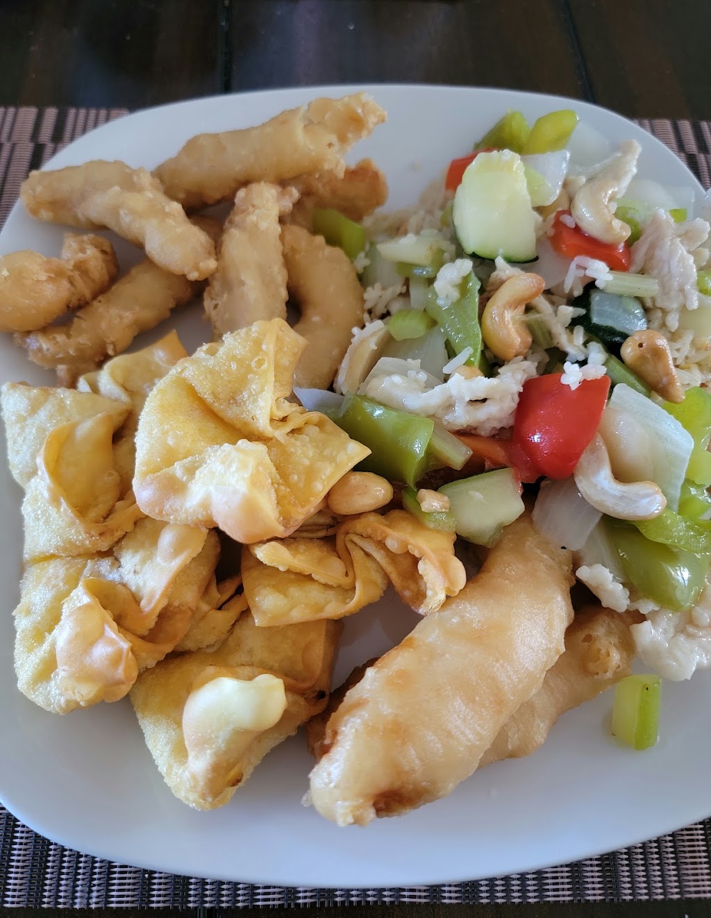 Chens Family Dish | restaurant | 968 NE Stephens St, Roseburg, OR 97470, USA | 5416728899 OR +1 541-672-8899