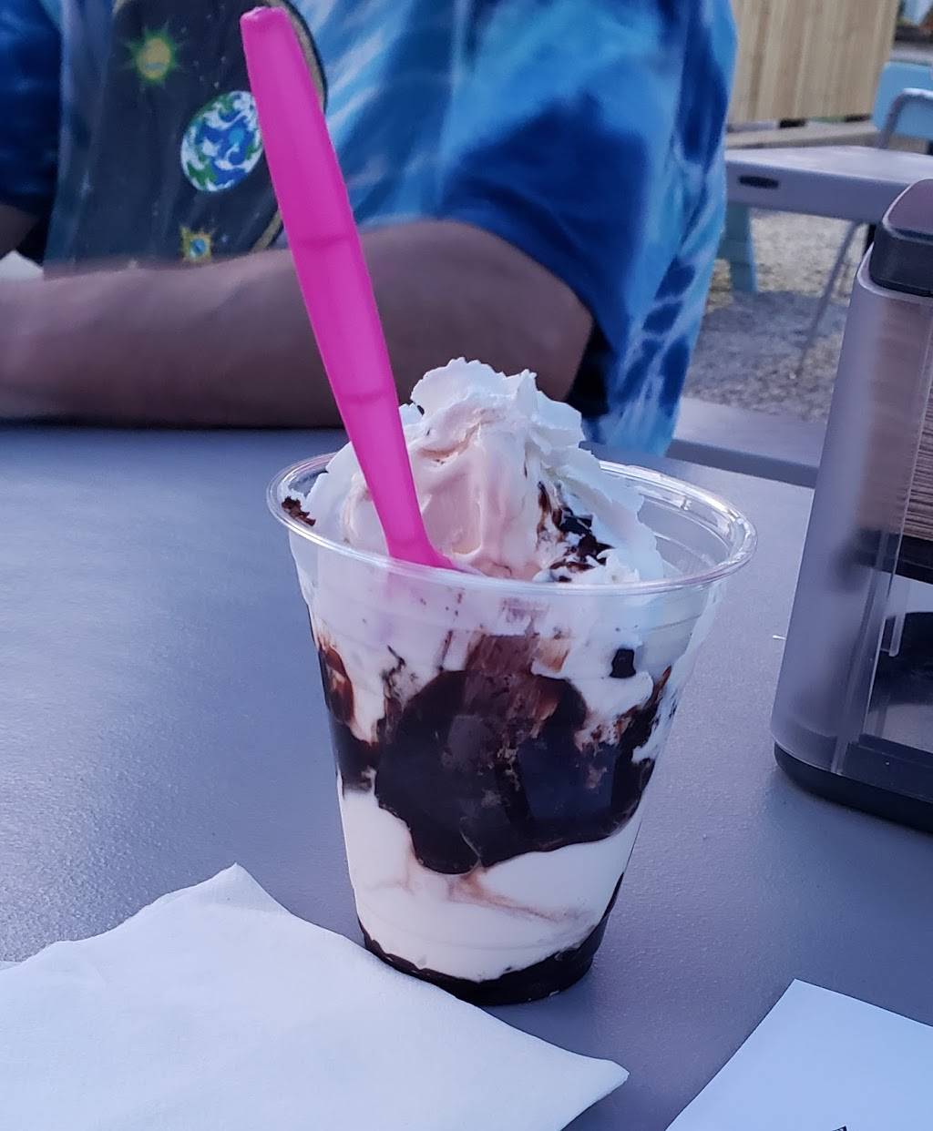 Mike & Ajz Ice Cream Shack | restaurant | 2 Basic St, Luckey, OH 43443, USA | 4192504959 OR +1 419-250-4959