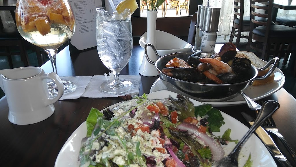 Baby Garlic Bistro | restaurant | 2770 suite 1 freedom parkway, Fayetteville, NC 28314, USA | 9104873333 OR +1 910-487-3333