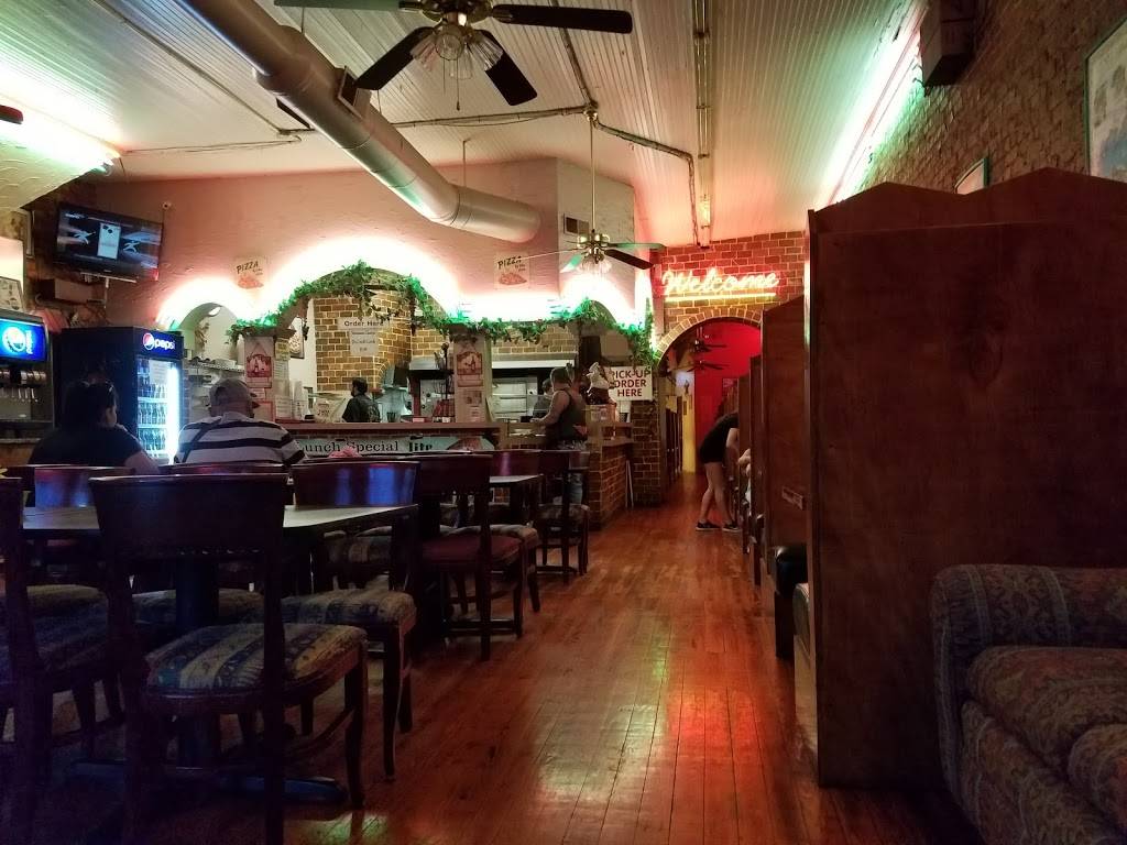 Little Italy Pizzeria | restaurant | 60 N Broad St, Winder, GA 30680, USA | 7708673570 OR +1 770-867-3570