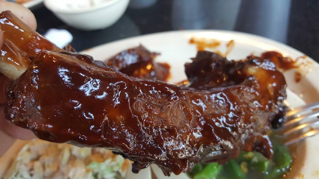 CJs BBQ | restaurant | 1708B S Victoria Ave, Ventura, CA 93003, USA | 8056761905 OR +1 805-676-1905