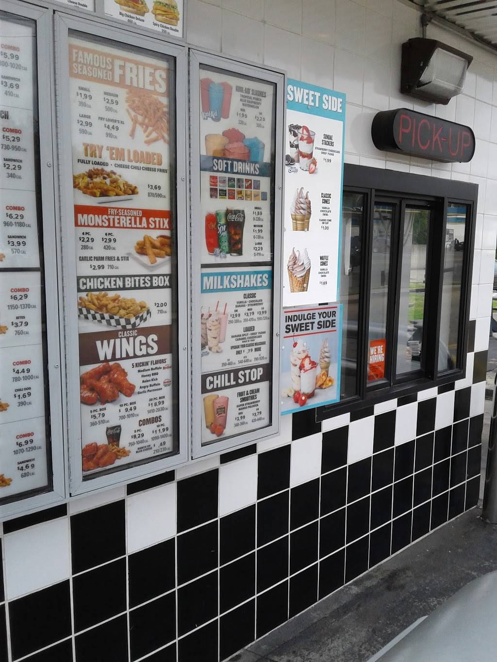 Checkers | restaurant | 11641 Greenfield Rd, Detroit, MI 48227, USA | 3136533103 OR +1 313-653-3103