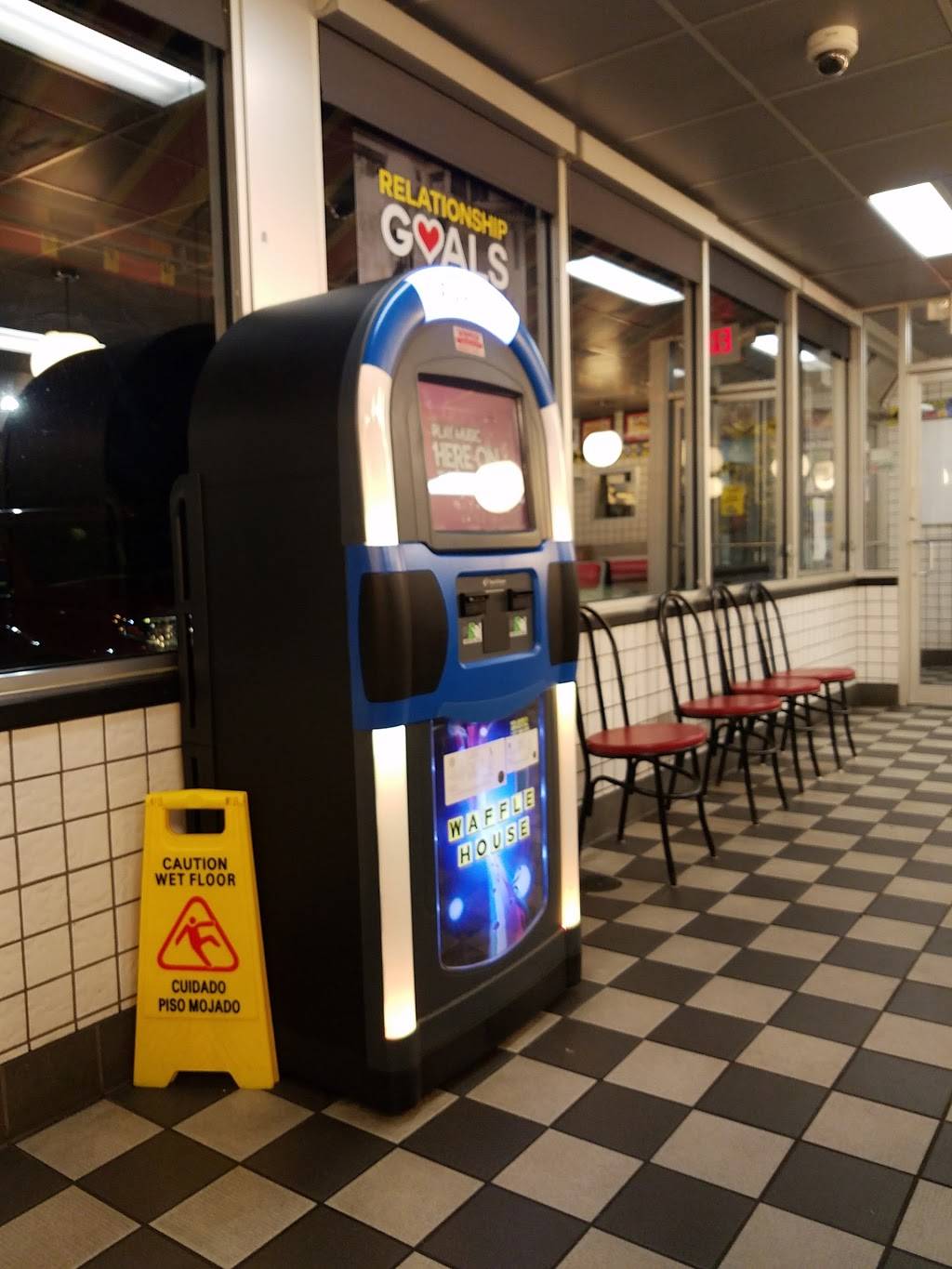 Waffle House | meal takeaway | 1096 Claussen Rd, Augusta, GA 30907, USA | 7067334992 OR +1 706-733-4992