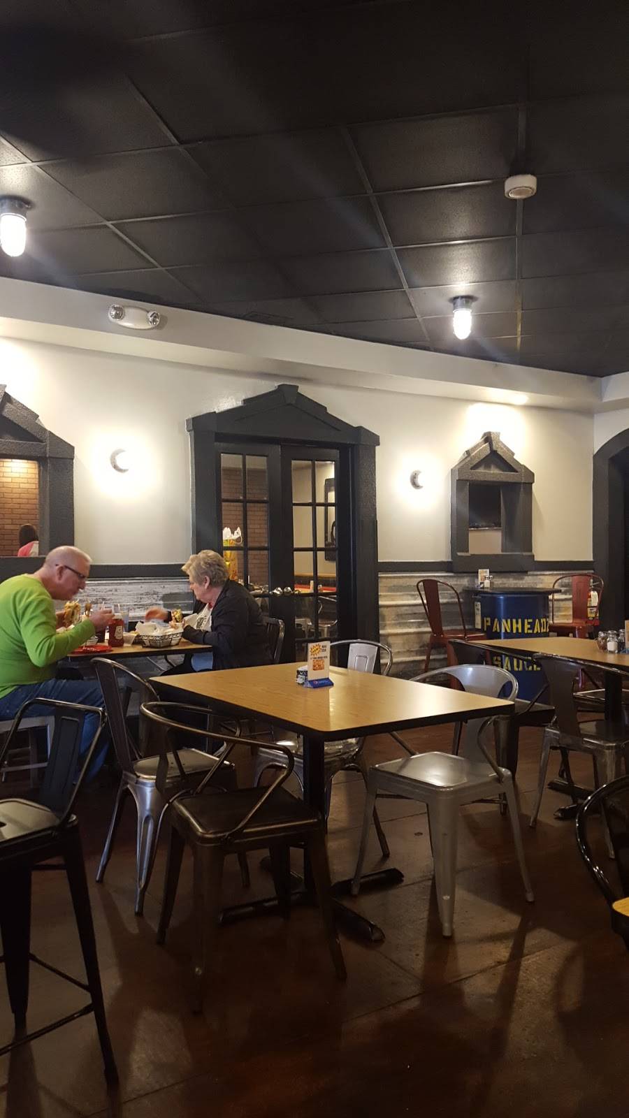 Panheadz Pizza and Pattyz | restaurant | 8748 Ohio River Rd, Wheelersburg, OH 45694, USA | 7405745595 OR +1 740-574-5595