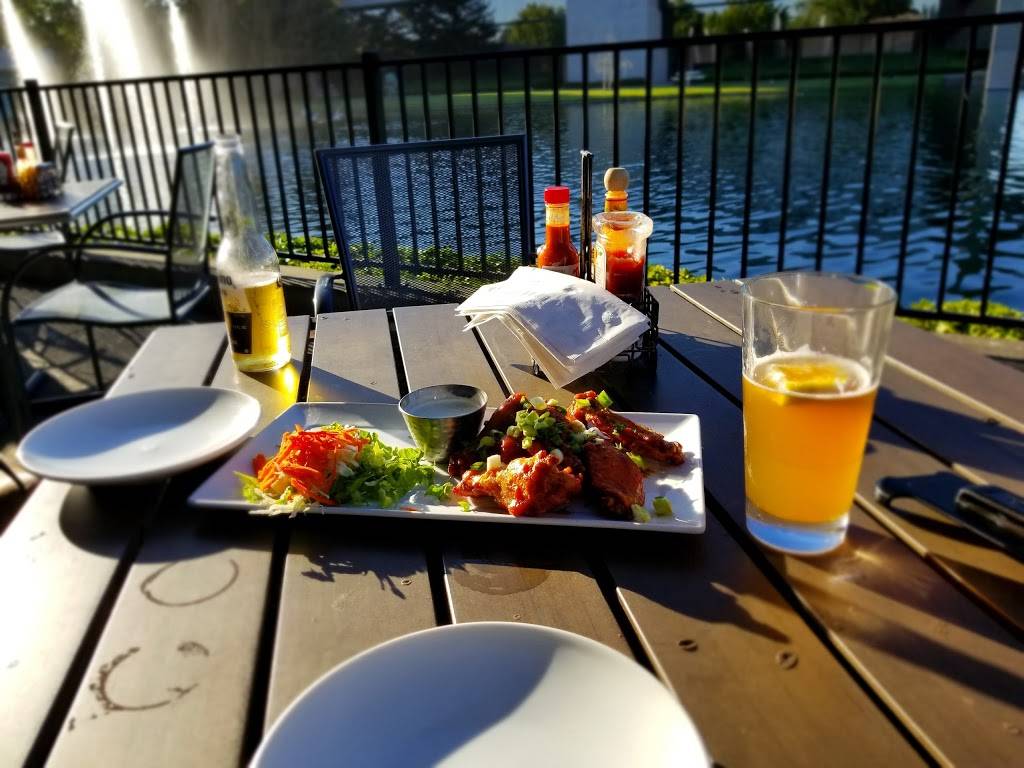 Remys Bar & Grill | restaurant | 130 Stony Point Rd, Santa Rosa, CA 95401, USA | 7075781963 OR +1 707-578-1963