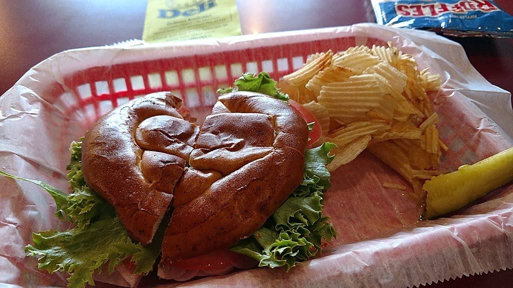 Take Five Deli LLC | restaurant | 130 W Chisholm St, Alpena, MI 49707, USA | 9893540400 OR +1 989-354-0400