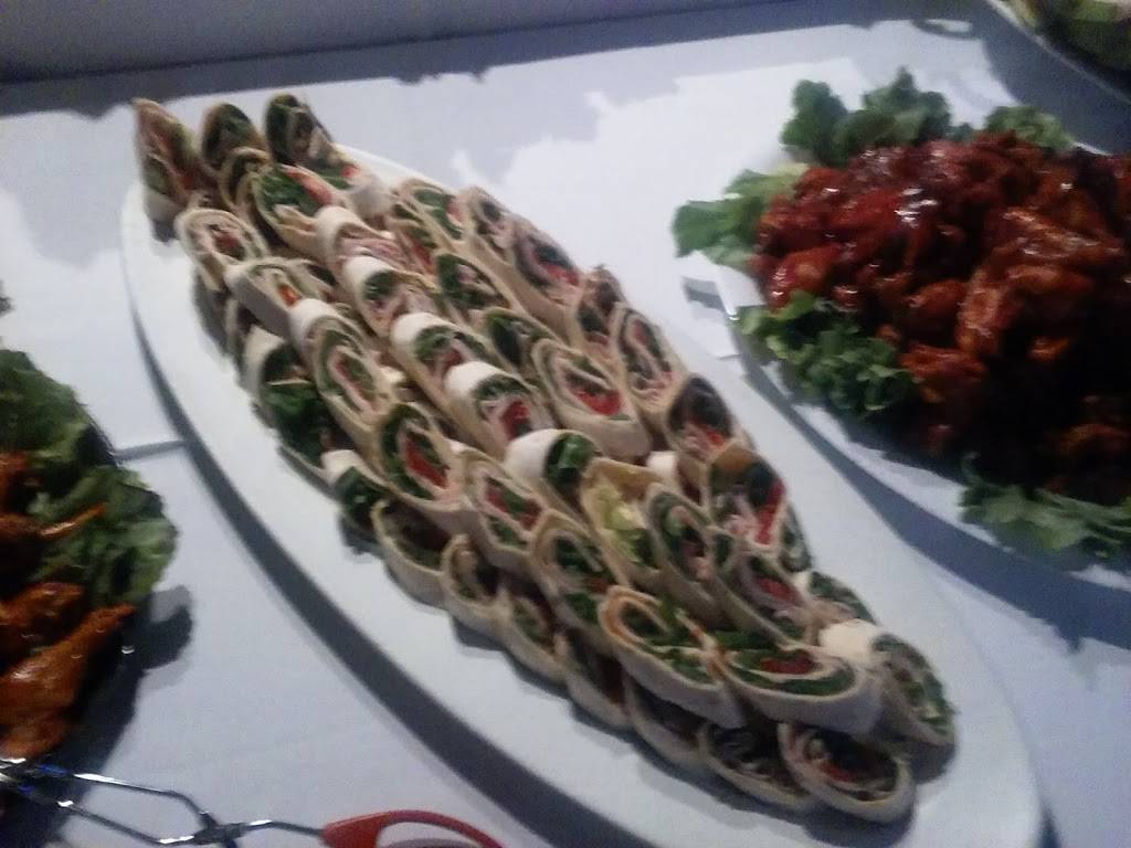 4U Bar and Grill | restaurant | 14906 Schaefer Hwy, Detroit, MI 48227, USA | 3137396690 OR +1 313-739-6690